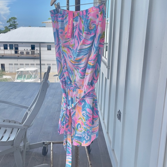 Lilly Pulitzer Ritz Strapless Romper in Carnivale Coral- L EUC - Picture 5 of 8